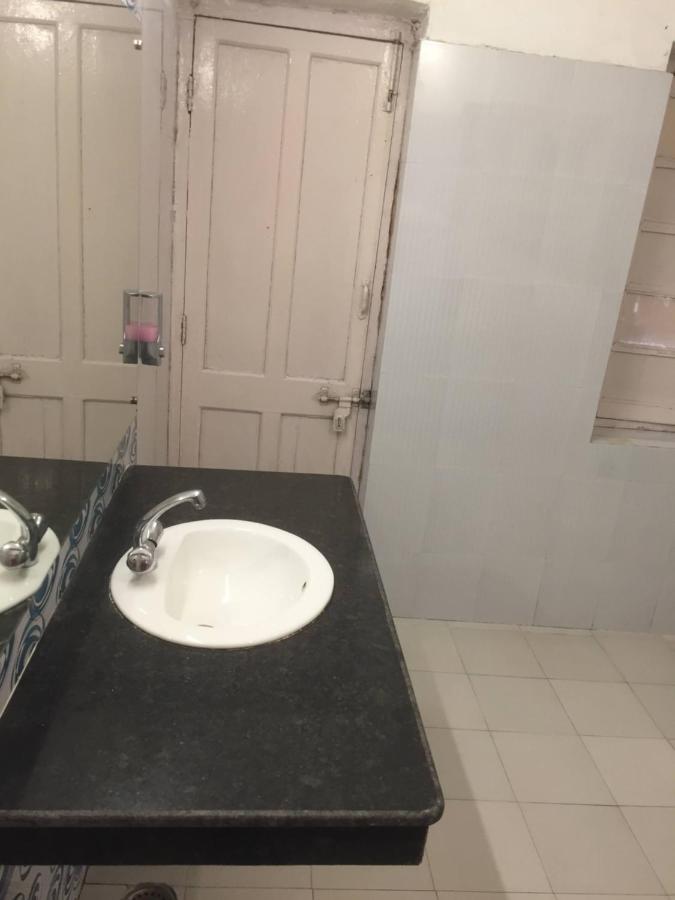 דהראדון Hotel White House מראה חיצוני תמונה